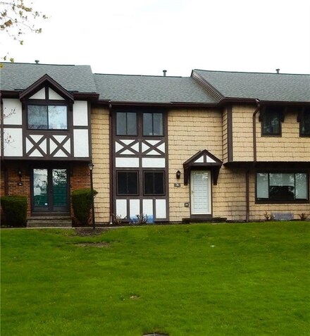 76 Camberley Place, Penfield, NY 14526