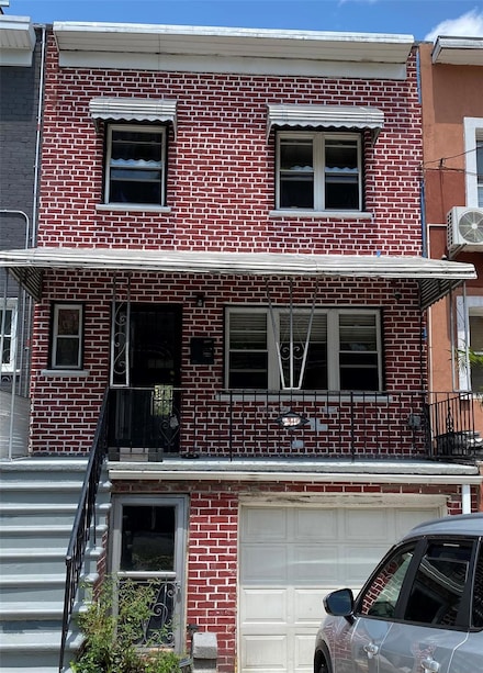 1319 Hicks St, Bronx, NY 10469