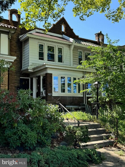 6027 Frankford Ave, Philadelphia, PA 19135