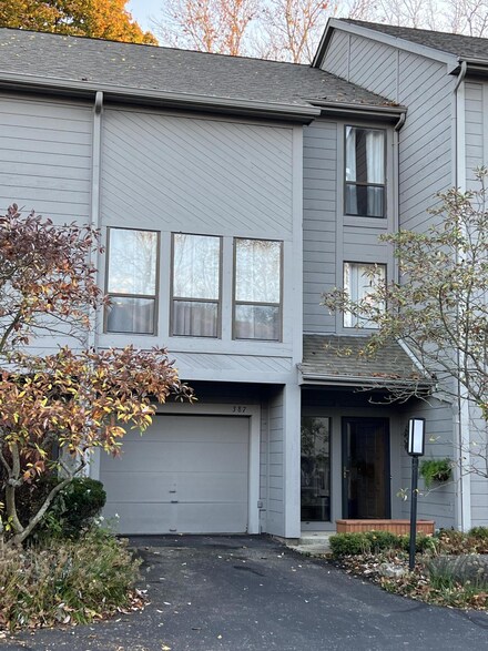 387 Olentangy Forest Dr Unit 7C, Columbus, OH 43214