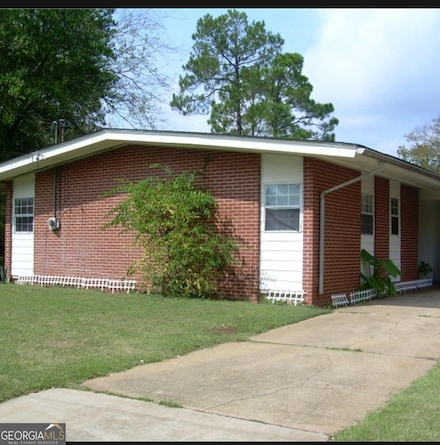 1980 S Riverview Cir, Albany, GA 31705
