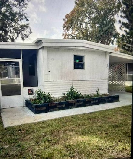 33 Coachlight Ct, Daytona Beach, FL 32119