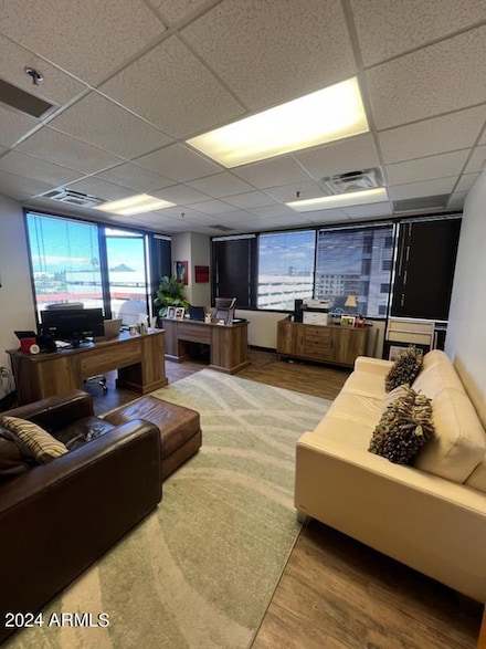 202 E Earll Dr Unit 425, Phoenix, AZ 85012