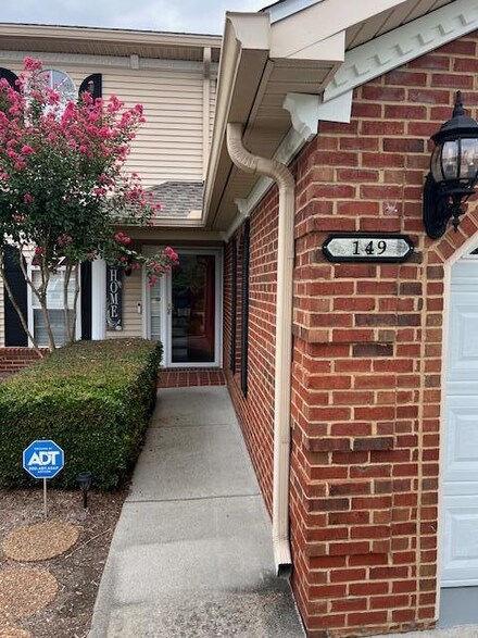 1700 Water Oak Dr Unit 149, Dalton, GA 30721