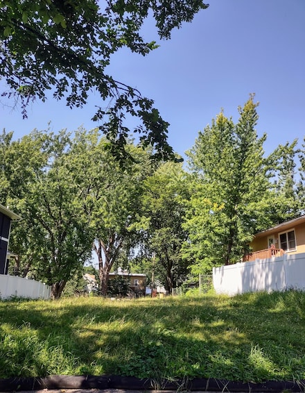 2629 Dupont Ave N, Minneapolis, MN 55411