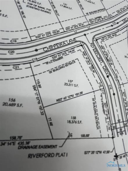 501 Chippewa Ln, Perrysburg, OH 43551