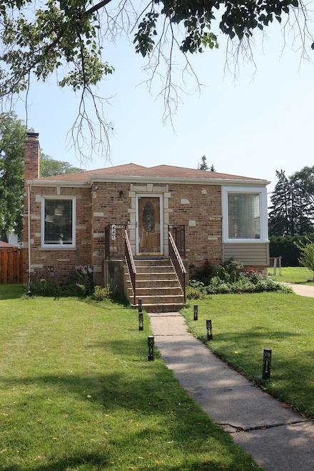 447 N Northwest Hwy, Park Ridge, IL 60068