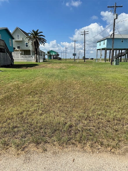 13127 Buccaneer Pkwy, Freeport, TX 77541