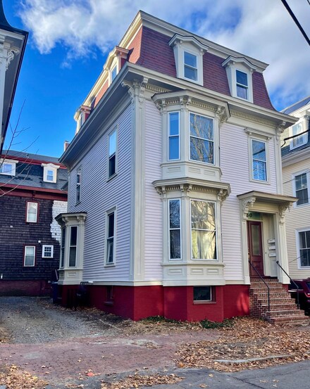 130 Emery St, Portland, ME 04102