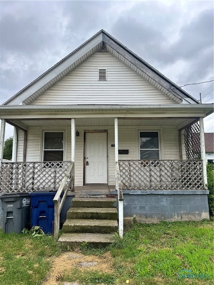 1041 Whittier St, Toledo, OH 43609