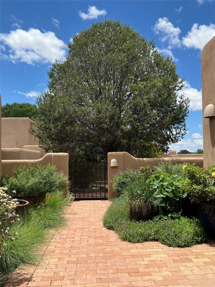 3101 Old Pecos Trail Unit 426, Santa Fe, NM 87505