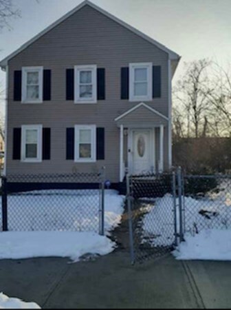 379 Central St, Springfield, MA 01105