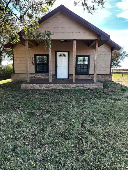 519 W Ponca St, Garber, OK 73738