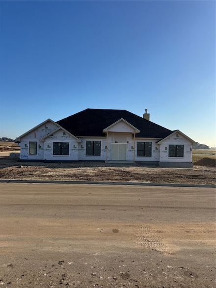 1304 Red Rock Rd, Hewitt, TX 76643