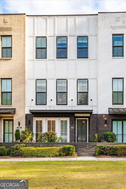 828 Constellation Dr, Decatur, GA 30033