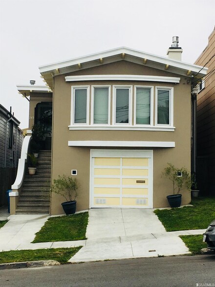 749 Prague St, San Francisco, CA 94112