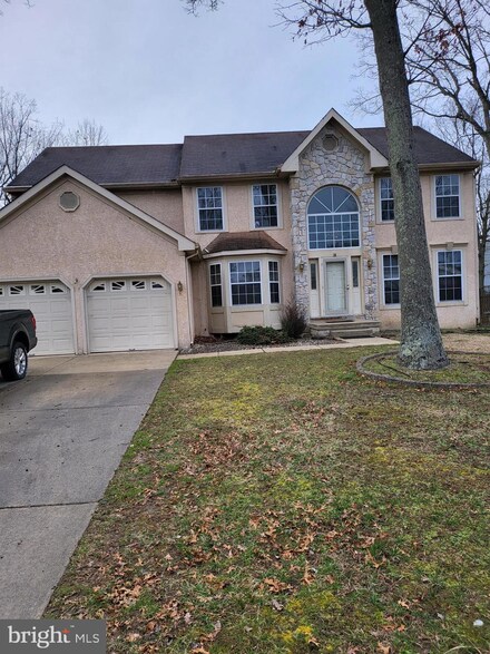 28 Lane of Acres, Sicklerville, NJ 08081