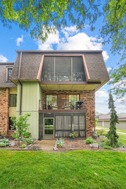9197 North Rd Unit C, Palos Hills, IL 60465