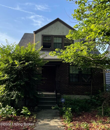 1030 Mayer Ave, Louisville, KY 40217