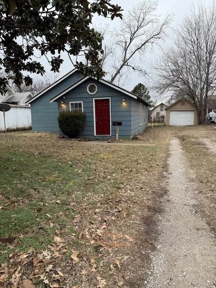 324 S Burdick St, Stillwater, OK 74074