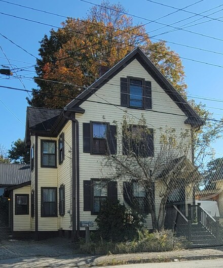 13 Thompson St, Concord, NH 03301
