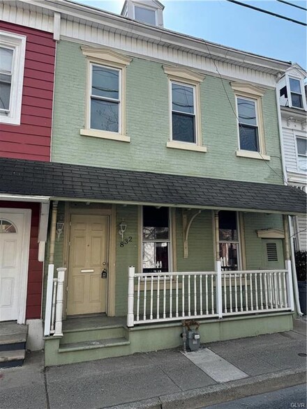 832 W Liberty St, Allentown, PA 18102