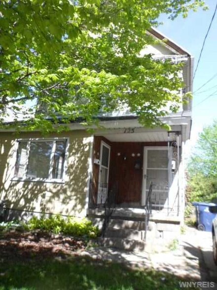125 Schiller St, Buffalo, NY 14206