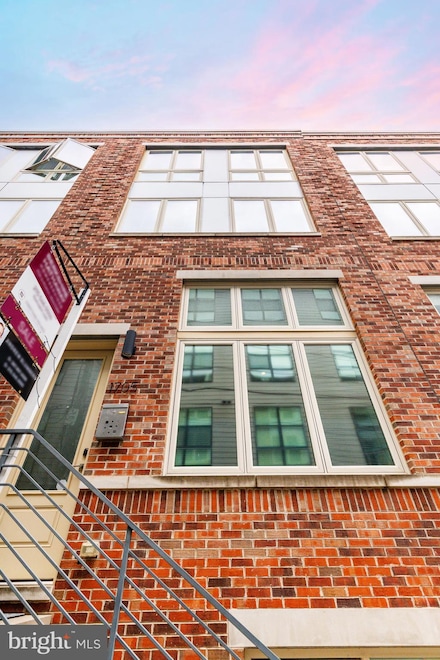 1705 Olive St, Philadelphia, PA 19130
