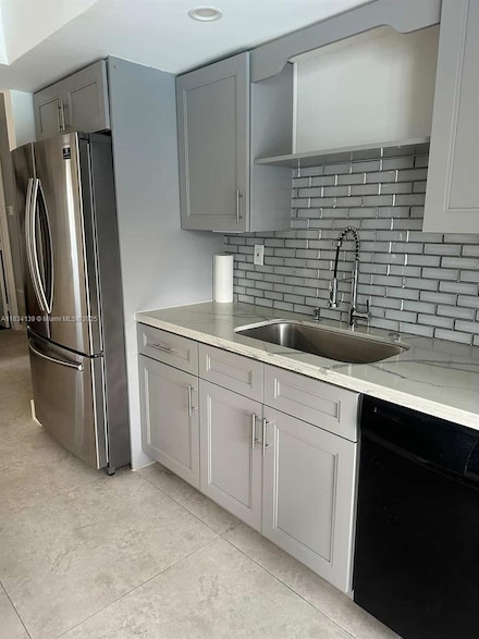 8531 NW 25th St, Sunrise, FL 33322