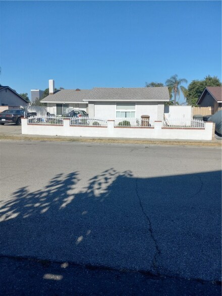 12802 Arletta Cir, Garden Grove, CA 92840