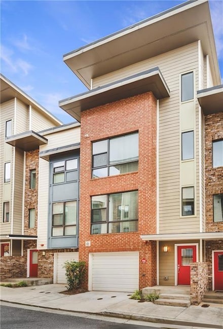 966 Moda Dr, Atlanta, GA 30316