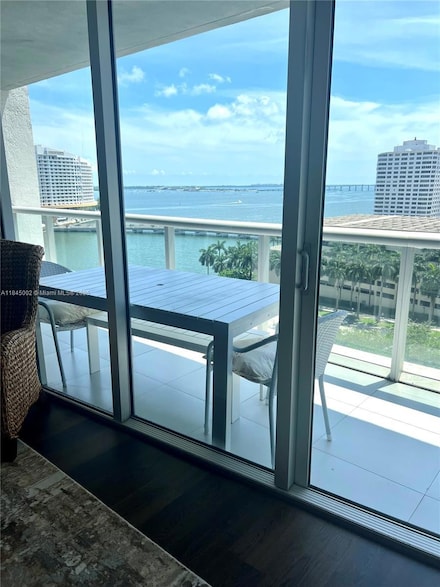 495 Brickell Ave Unit 1211, Miami, FL 33131