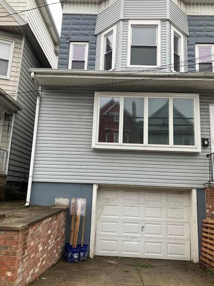 124 W 27th St Unit 1, Bayonne, NJ 07002