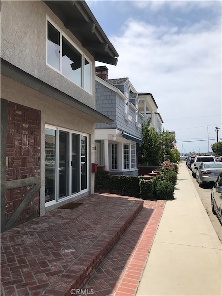 120 Diamond Ave, Newport Beach, CA 92662