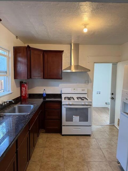 1827 S California St, Stockton, CA 95206