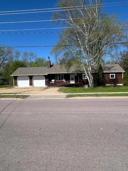 511 1st St N, Waterville, MN 56096