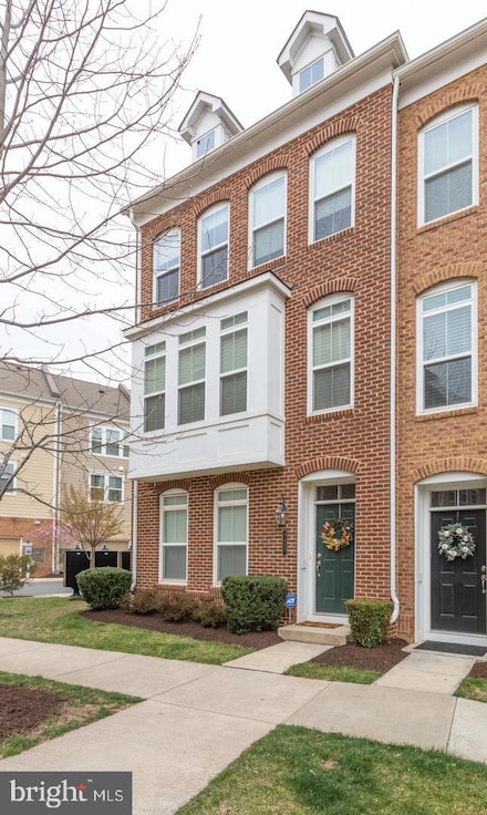 9427 Canonbury Square, Fairfax, VA 22031