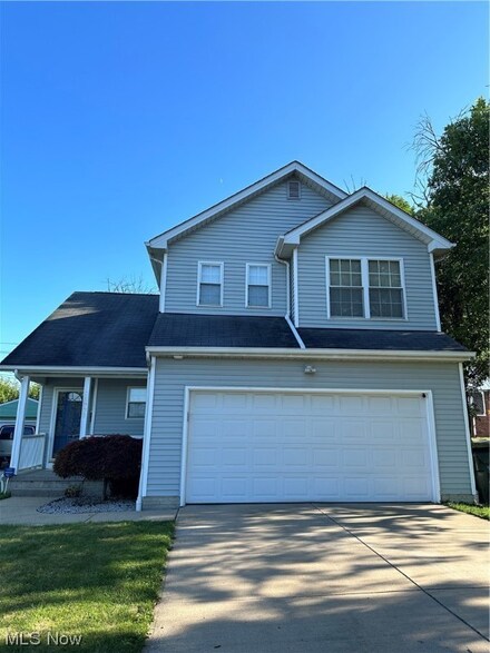 11992 Oak Park Blvd, Cleveland, OH 44125