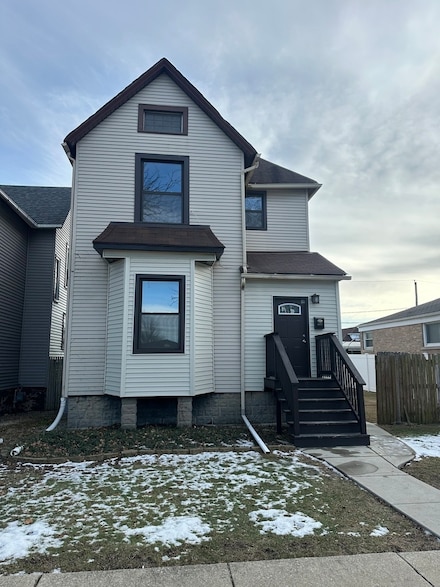 3637 W 61st Place, Chicago, IL 60629