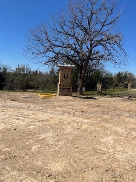 8049 Encanto Way, Azle, TX 76020