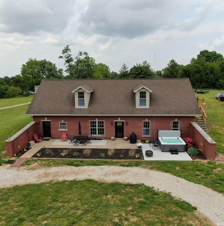 10083 W 565 S, Owensville, IN 47665