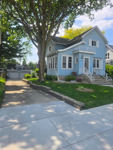 110 West St, Beaver Dam, WI 53916