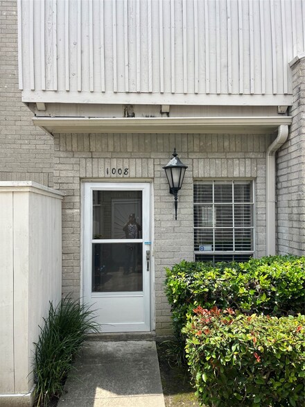 3800 Tanglewilde St Unit 1008, Houston, TX 77063