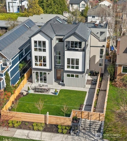 8324 32nd Ave NW, Seattle, WA 98117