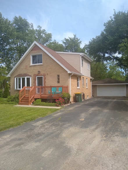 18091 W Manitowoc Ct, Grayslake, IL 60030