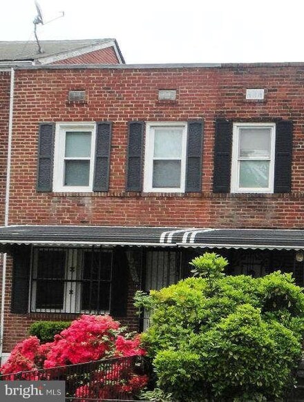 2865 Bookert Dr, Brooklyn, MD 21225