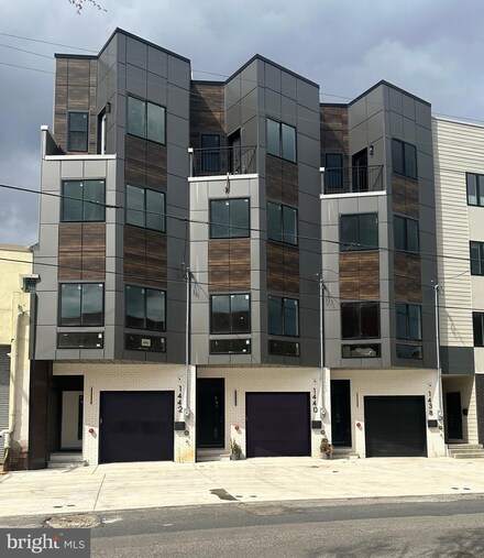 1438 S Front St, Philadelphia, PA 19147