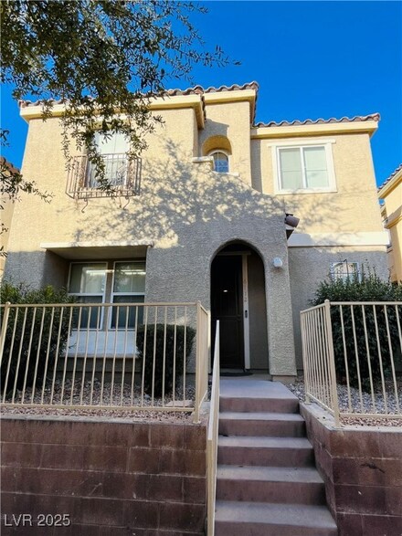 6712 Biltmore Garden St, Las Vegas, NV 89149