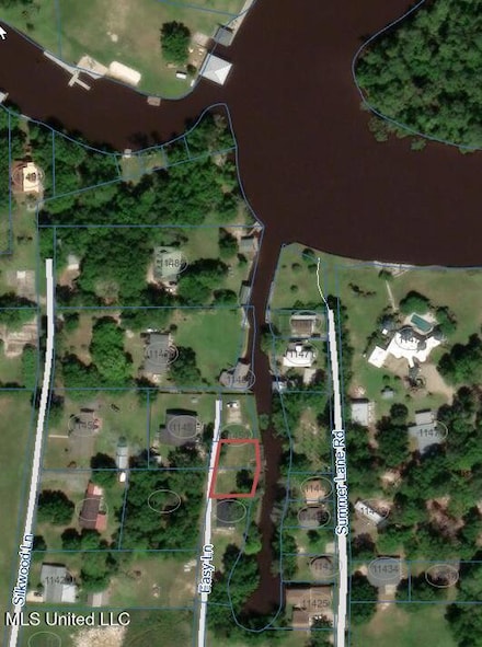 11442 Easy Ln, Biloxi, MS 39532