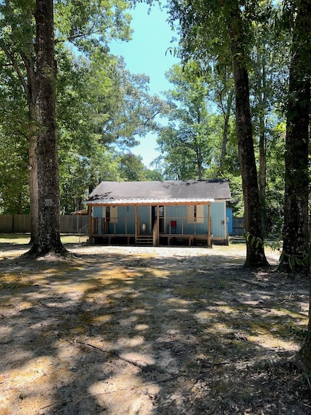 400 Carson Roberson Rd, Livingston, TX 77351